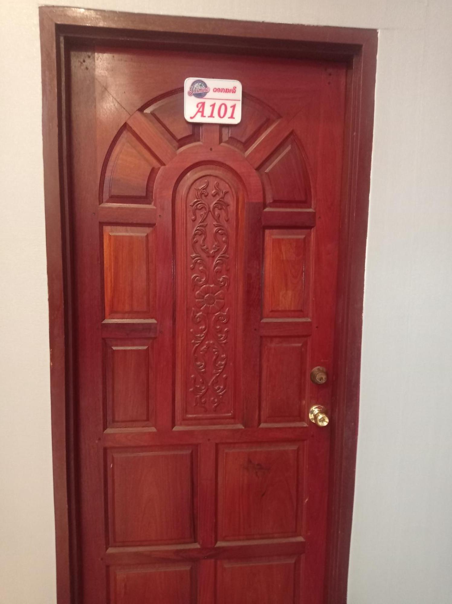 Jasmine Hostel & Guesthouse Pakse Ngoại thất bức ảnh